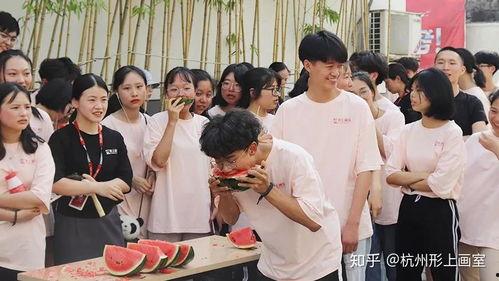 画室吃瓜比赛 第1张 画室吃瓜比赛 第1张