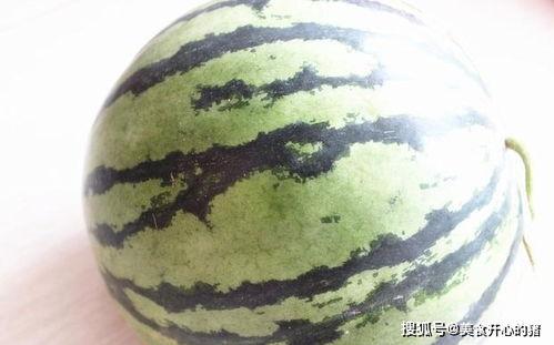 梦见节气吃瓜好吗,探寻梦境与自然的神秘联系 第1张 梦见节气吃瓜好吗,探寻梦境与自然的神秘联系 第1张