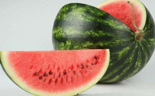 梦见吃西瓜分瓜,揭秘吃西瓜分瓜的寓意与象征 第2张 梦见吃西瓜分瓜,揭秘吃西瓜分瓜的寓意与象征 第2张