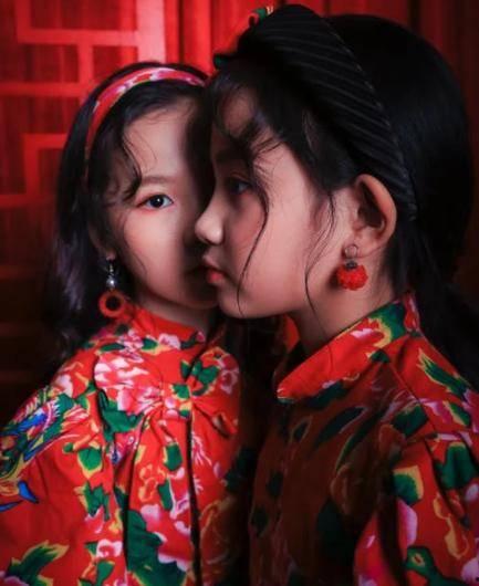 眯眼吃瓜,揭秘娱乐圈幕后真相 第1张 眯眼吃瓜,揭秘娱乐圈幕后真相 第1张